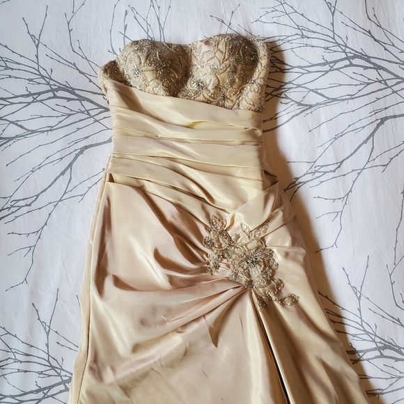 Joli Prom dress - Picture 1 of 4